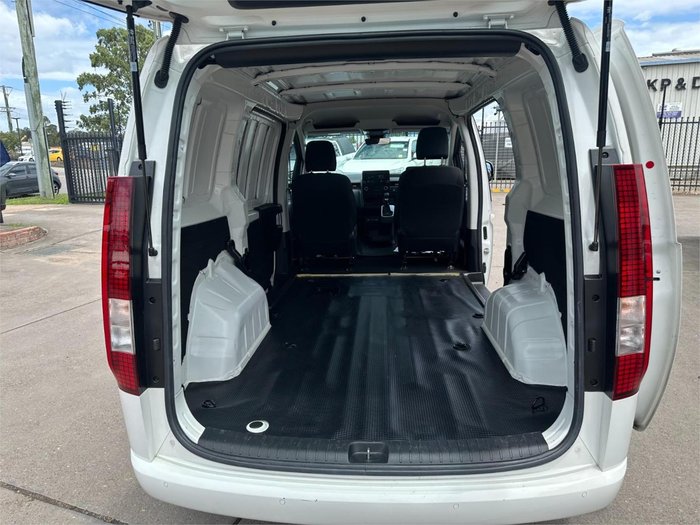 2023 Hyundai STARIA LOAD