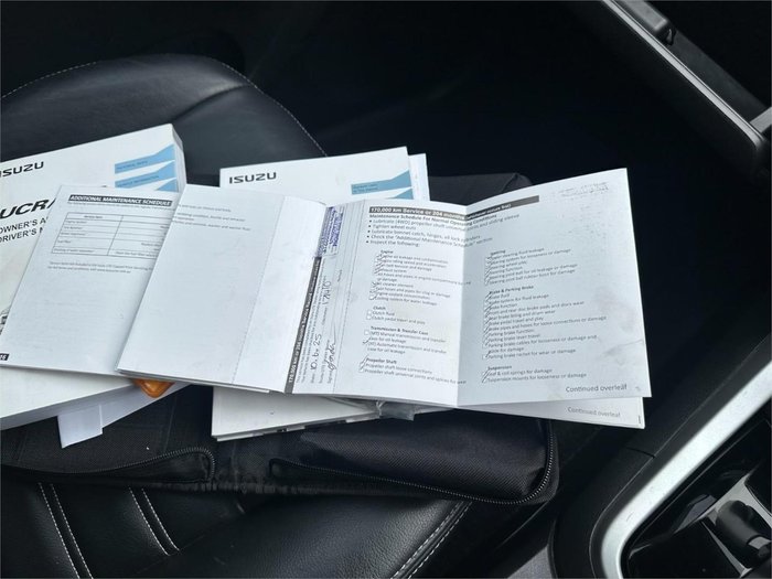 2017 Isuzu MU-X LS-T