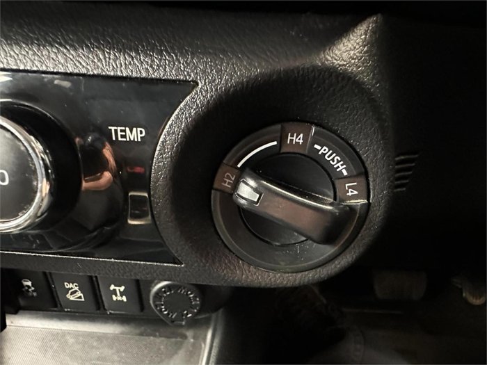 2018 Toyota Hilux SR5