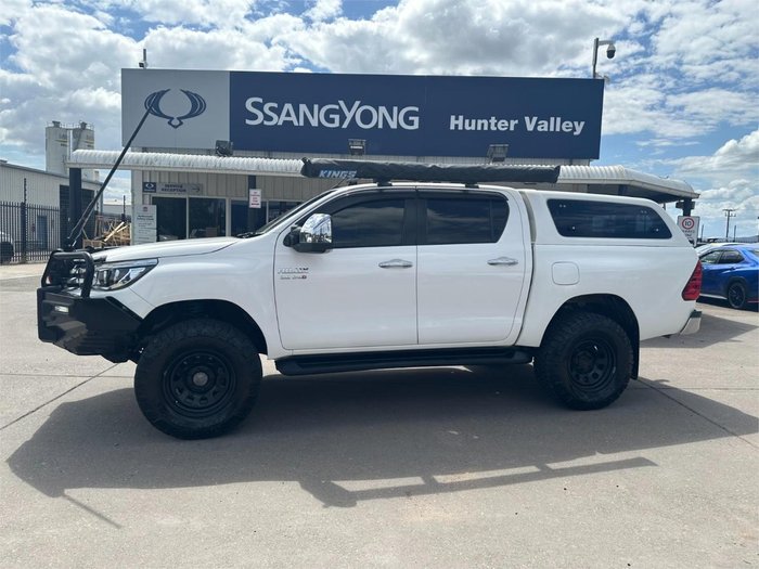 2018 Toyota Hilux SR5