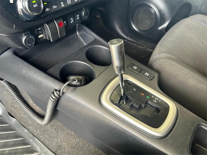 2018 Toyota Hilux SR5