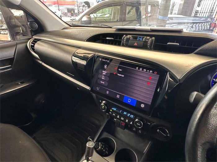 2018 Toyota Hilux SR5