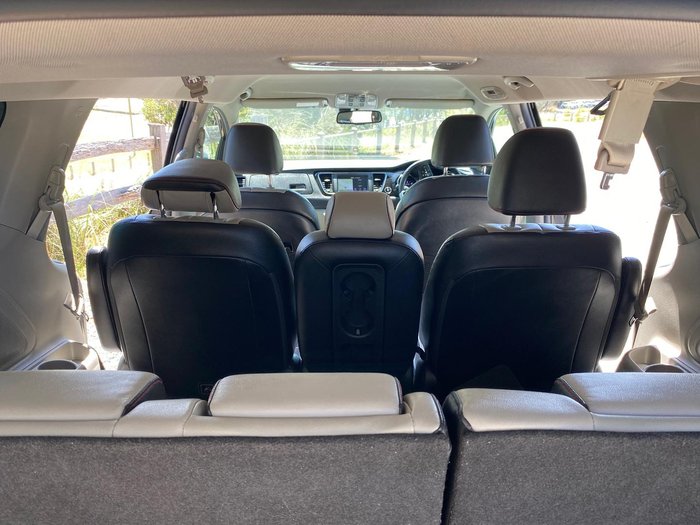 2018 Kia Carnival Platinum