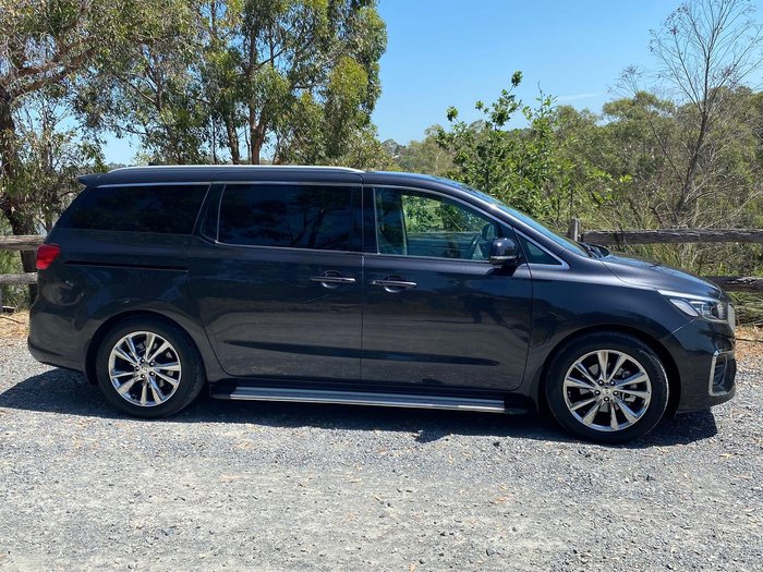 2018 Kia Carnival Platinum