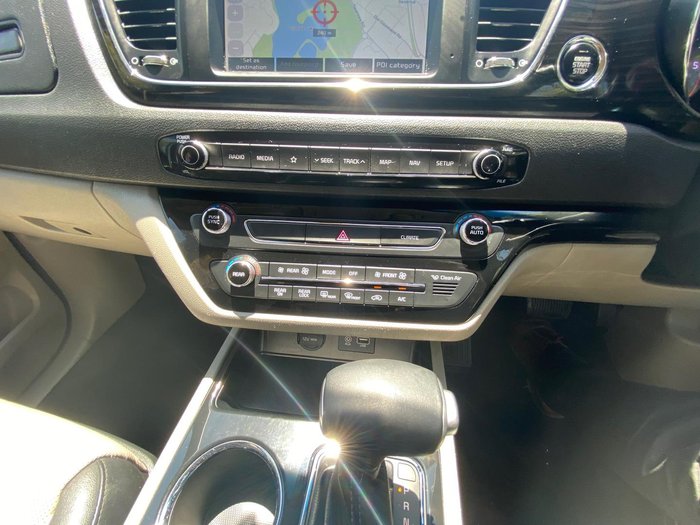 2018 Kia Carnival Platinum