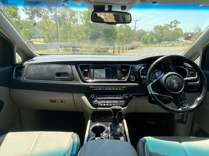 2018 Kia Carnival Platinum