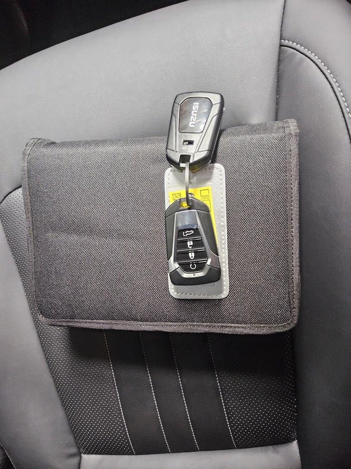 2025 Isuzu MU-X LS-T MY25.5 4X4 Dual Range Obsidian Grey