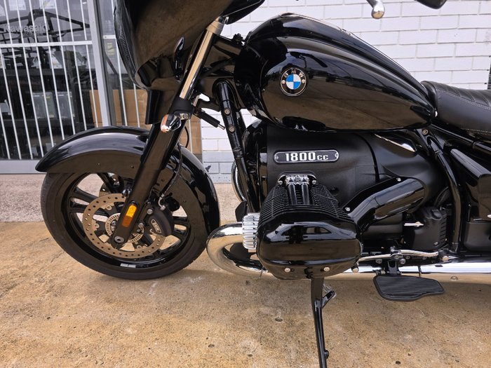 2021 BMW Motorrad R 18 B DELUXE Black