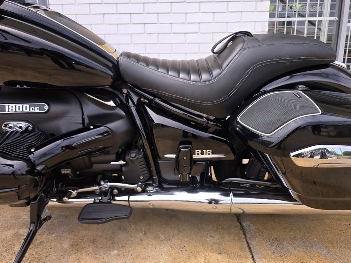 2021 BMW Motorrad R 18 B DELUXE Black
