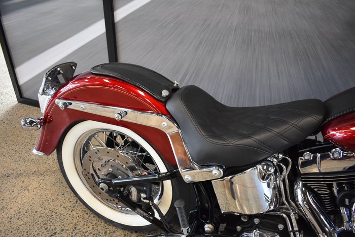 2017 Harley-davidson FLSTN SOFTAIL DELUXE RED