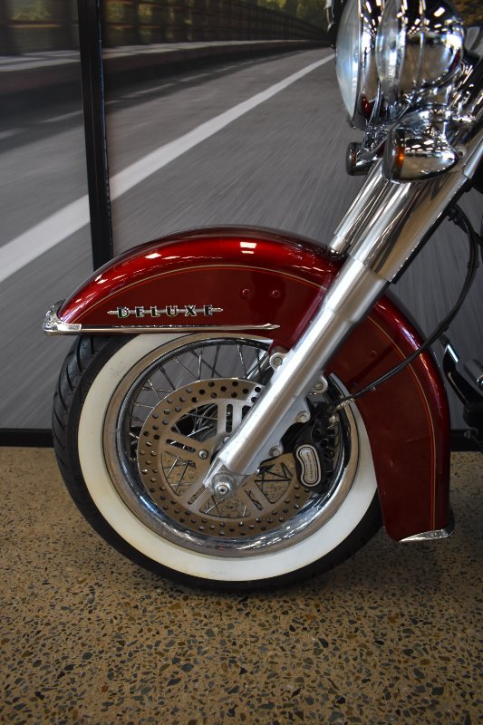 2017 Harley-davidson FLSTN SOFTAIL DELUXE RED