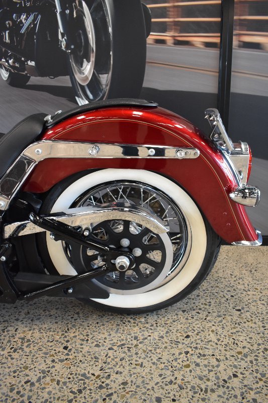 2017 Harley-davidson FLSTN SOFTAIL DELUXE RED