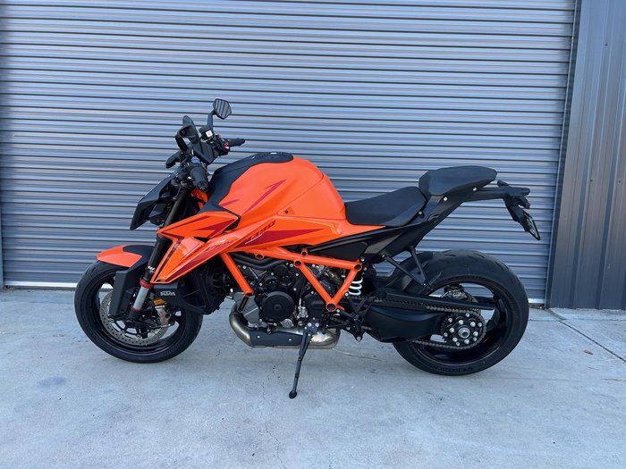 2024 KTM 1390 Super Duke R Super Duke Orange