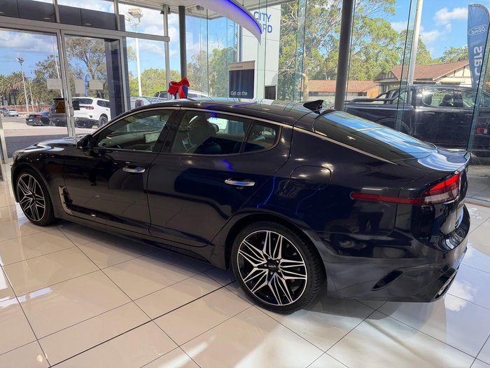 2022 Kia Stinger 330S