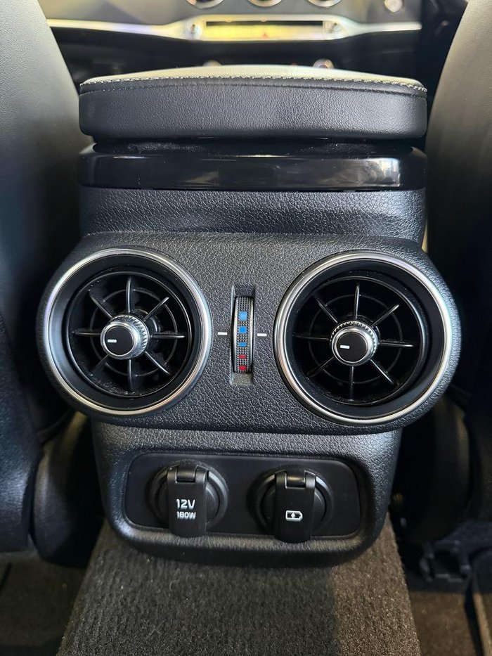 2022 Kia Stinger 330S