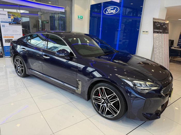 2022 Kia Stinger 330S
