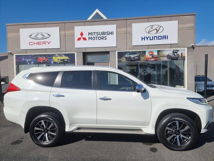 2017 Mitsubishi Pajero Sport GLX