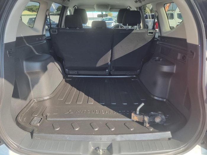 2017 Mitsubishi Pajero Sport GLX