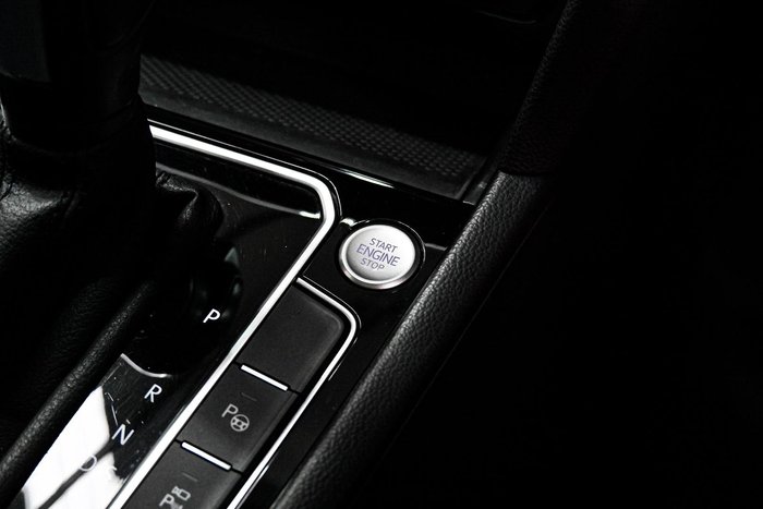 2022 Volkswagen Passat Alltrack 162TSI Premium