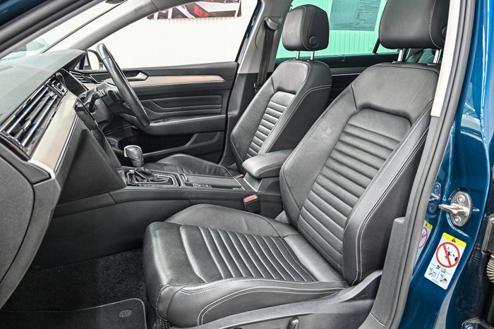 2022 Volkswagen Passat Alltrack 162TSI Premium