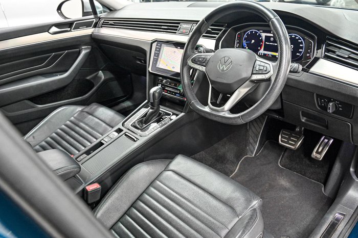 2022 Volkswagen Passat Alltrack 162TSI Premium