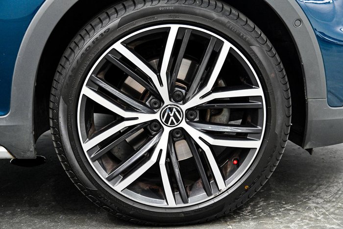 2022 Volkswagen Passat Alltrack 162TSI Premium