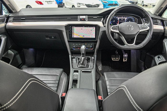 2022 Volkswagen Passat Alltrack 162TSI Premium