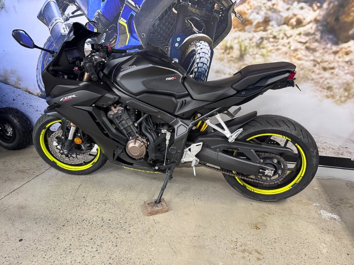 2020 Honda CBR650R BLACK