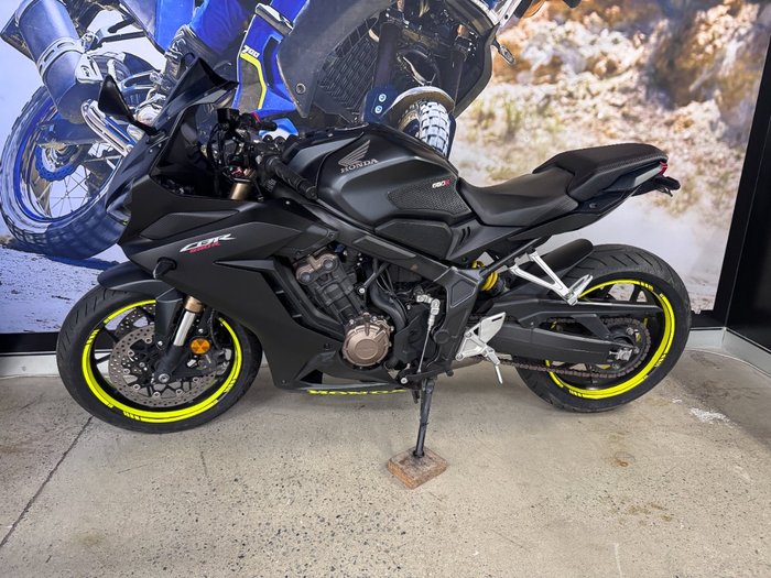 2020 Honda CBR650R BLACK