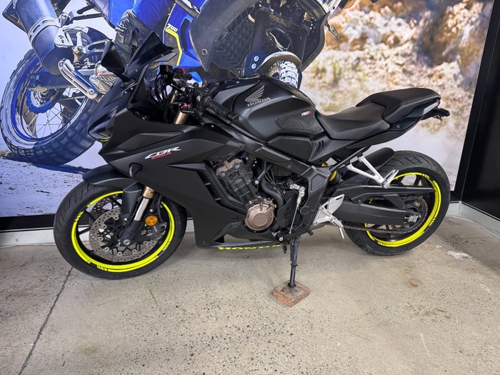 2020 Honda CBR650R BLACK