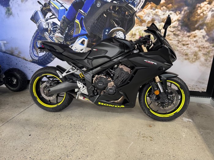 2020 Honda CBR650R BLACK