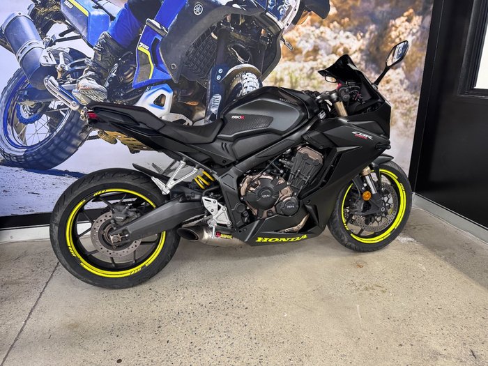 2020 Honda CBR650R BLACK