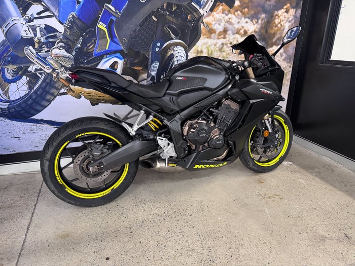2020 Honda CBR650R BLACK