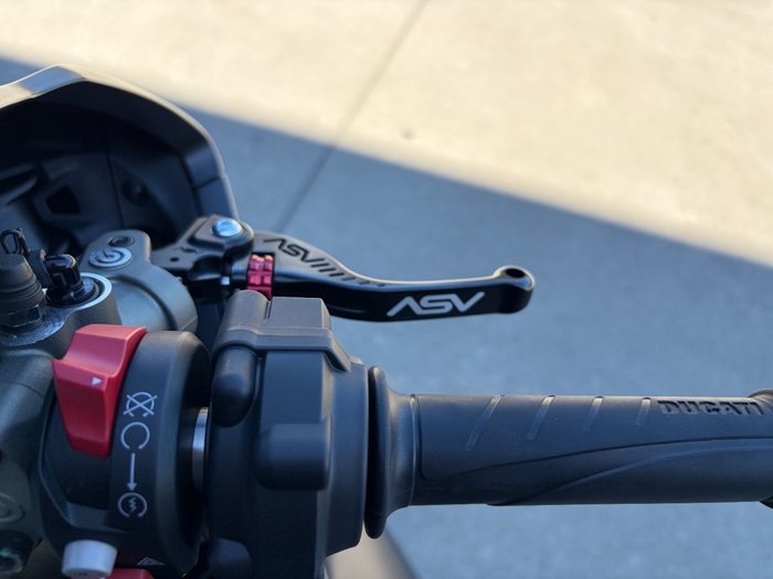 2024 DUCATI PANIGALE V2