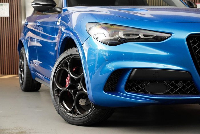 2023 Alfa Romeo Stelvio Quadrifoglio