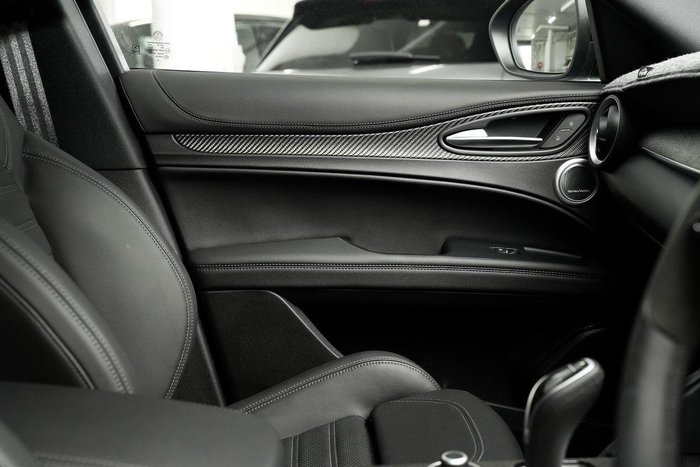 2023 Alfa Romeo Stelvio Quadrifoglio