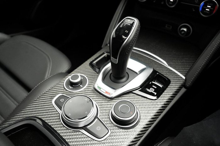 2023 Alfa Romeo Stelvio Quadrifoglio