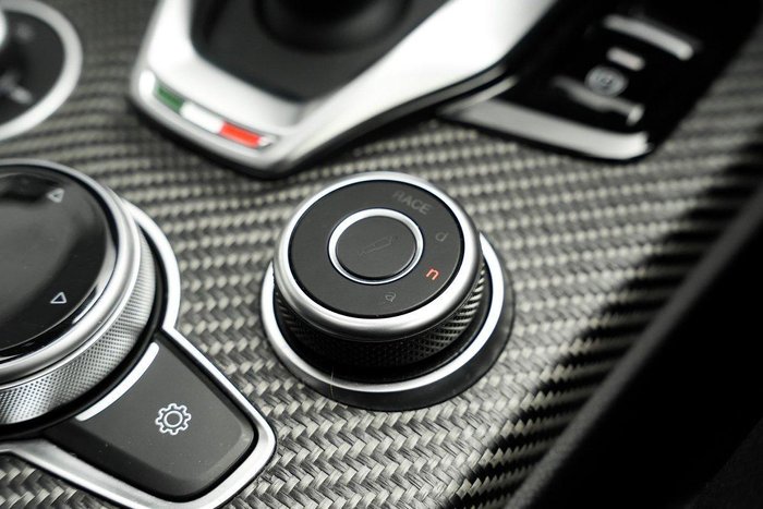 2023 Alfa Romeo Stelvio Quadrifoglio