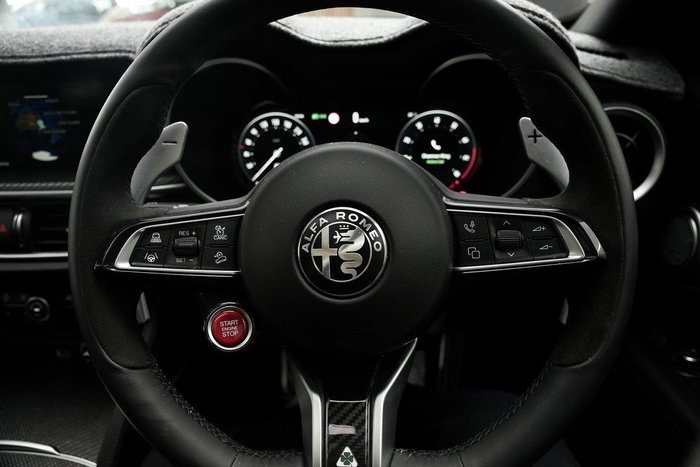 2023 Alfa Romeo Stelvio Quadrifoglio