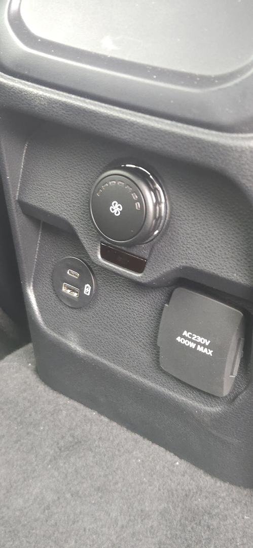 2025 Ford Everest Sport