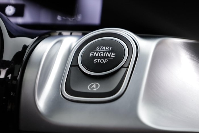 2023 Mercedes-Benz GLB-Class GLB250