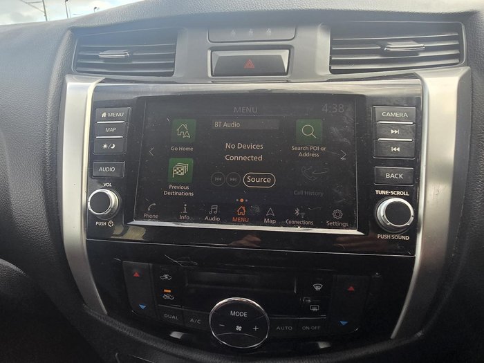 2020 Nissan Navara N-TREK D23 Series 4 4X4 Dual Range White Diamond