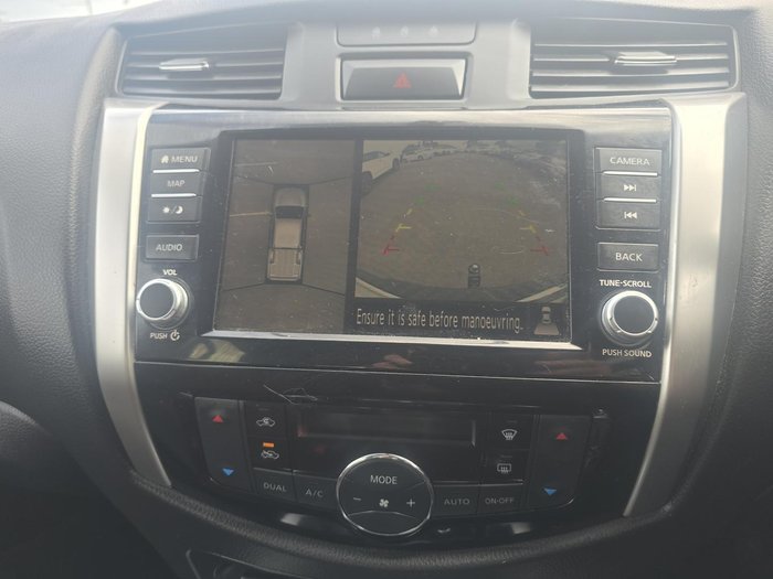 2020 Nissan Navara N-TREK D23 Series 4 4X4 Dual Range White Diamond