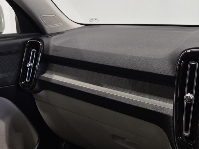 2018 Volvo XC40 T4 Inscription MY19 AWD Luminous Sand
