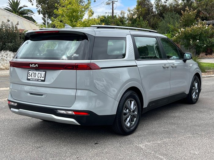 2022 Kia Carnival S