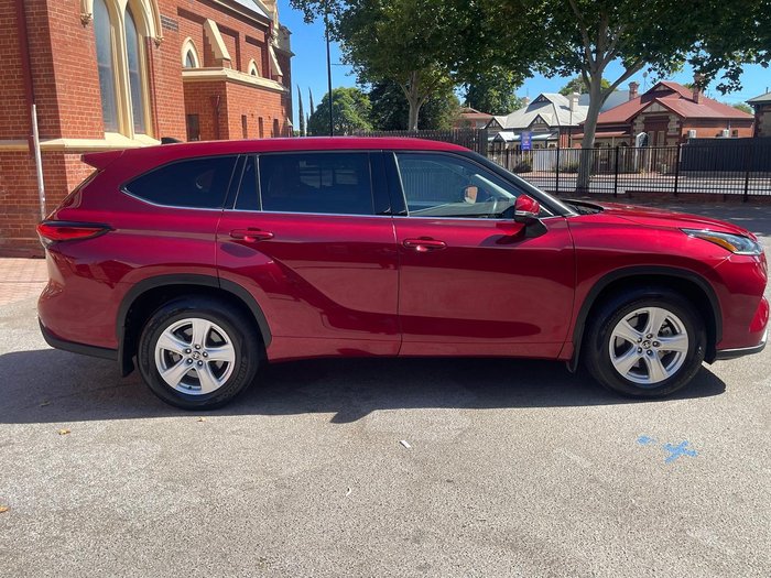 2022 Toyota Kluger GX
