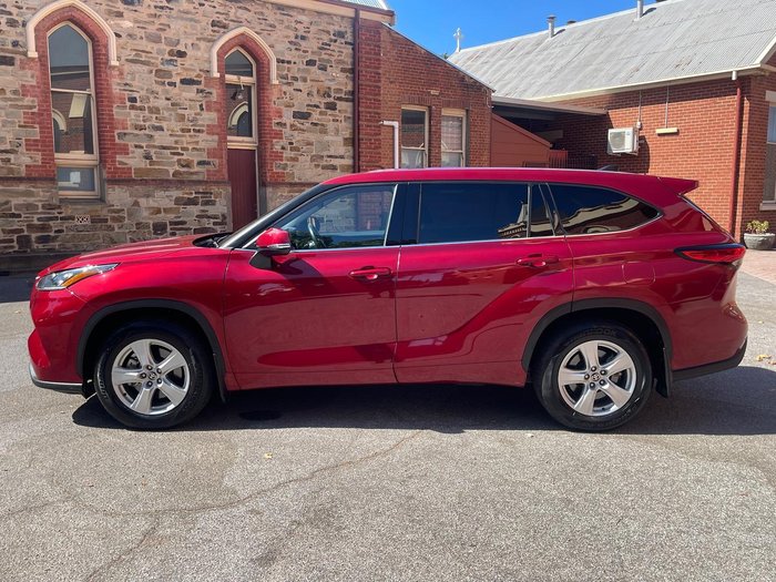 2022 Toyota Kluger GX
