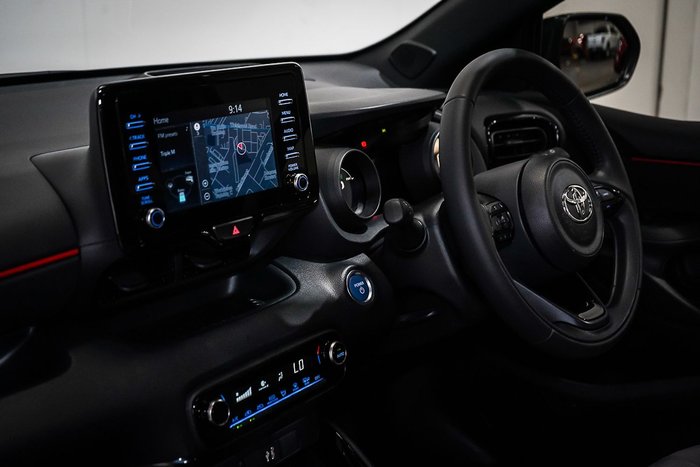 2022 Toyota Yaris ZR Hybrid