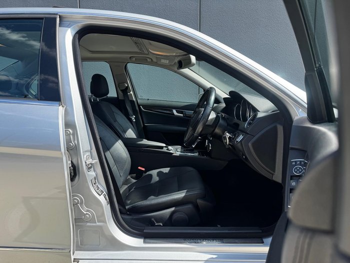 2012 Mercedes-Benz C-Class C250 BlueEFFICIENCY Avantgarde W204 MY12 Palladium silver