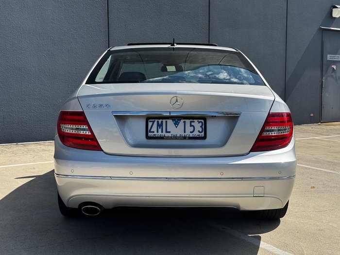 2012 Mercedes-Benz C-Class C250 BlueEFFICIENCY Avantgarde W204 MY12 Palladium silver